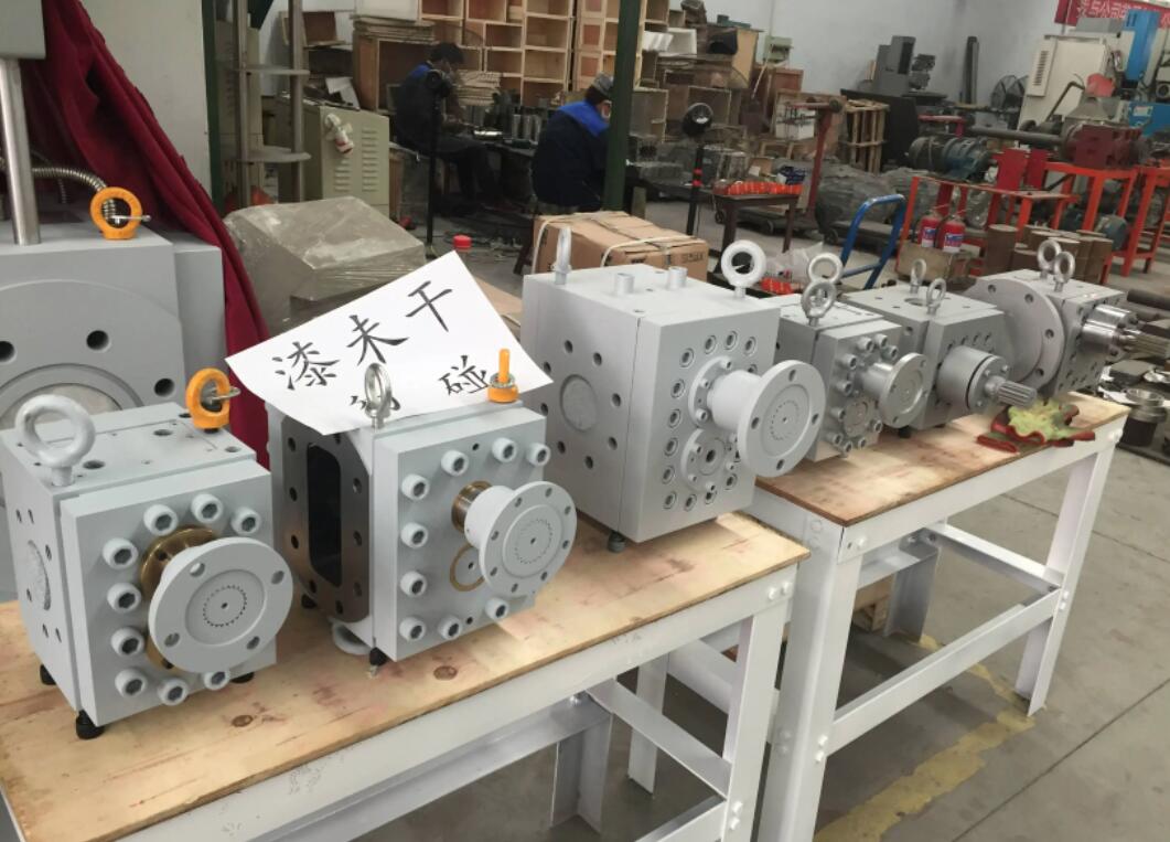 elastomer melt pumps