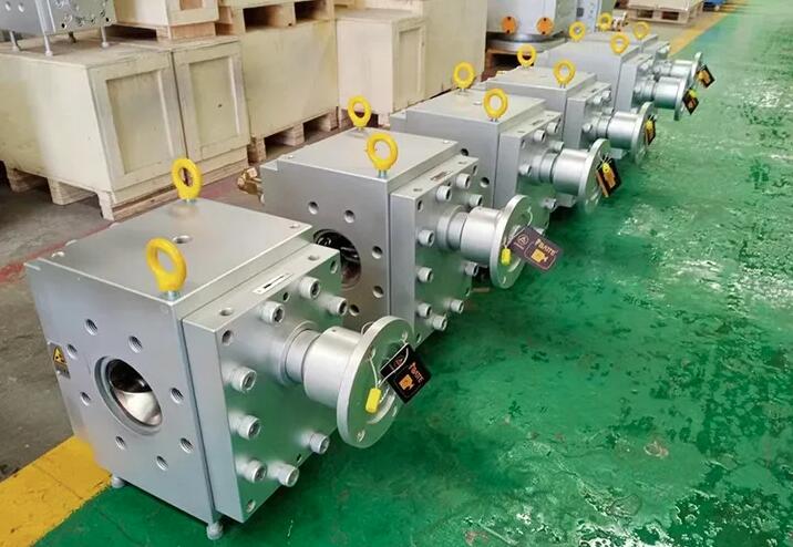 thermoplastic extrusion pump